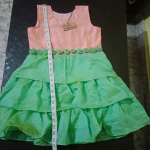 🎉 Brand New Girl&#39;s Frock