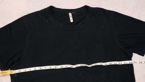 I&amp;D Round Neck T-shirts