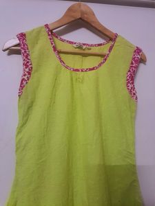 Flourescent Green Sleeves Kurta