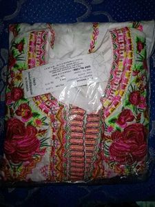Pretty Top For Women&#39;s