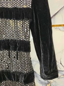 Sparkly Black Party Dress 8/9 years standard size