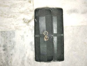 Black Clutch