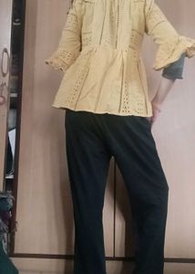 Yellow Cutout Detail Top🌛