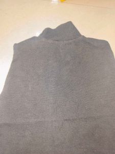Black Sleeveless Top