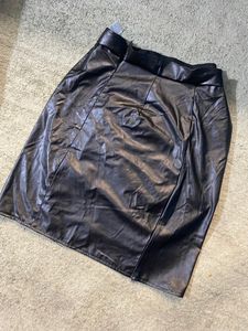 Smooth PU Leather Skirt With Side Zip