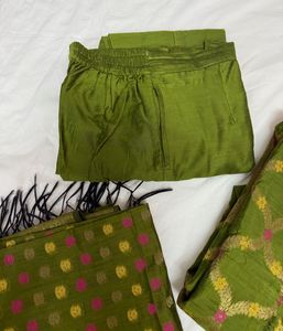 Complete Banarasi Stitched Suit
