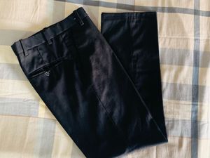 ✨ GANT Black Formal Pants – Size 30 Waist ✨