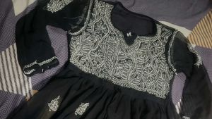 Black Chikankari Short Kurti🖤