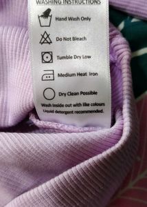 Neckline Peal Detailing Top