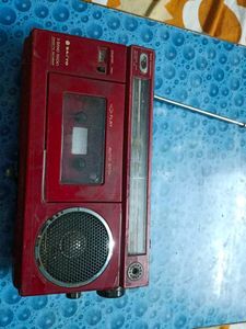 Vintage Sanyo Cassette Player