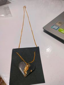 Resin Heart Pendant - Chain Aesthetic Black Gold
