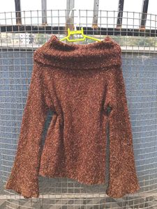 Effortlessly Chic Brown Knit🧸 Sweater with Drape