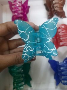Pack Of 6 Big Butterfly 🦋 Clutcher