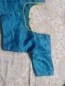 BEAUTIFUL NEW SAREE WITH BLOUSE