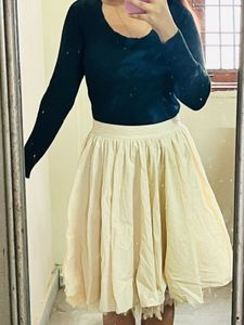 Korean Skirt | Waist 30| Length 21