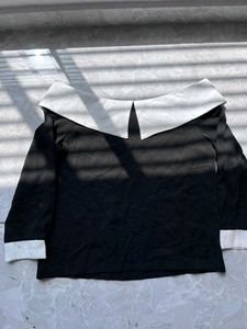 Black Top w/ Logo Band