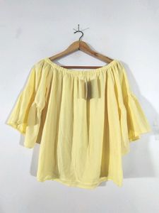 💛Light Yellow Top💛
