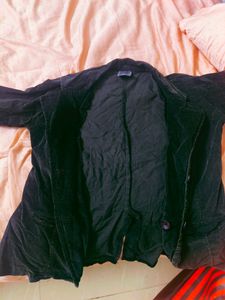 Smart Black Velvet Coat🐈‍⬛
