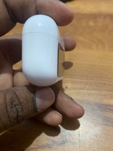 Display AirPods