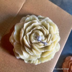 Rose Candle