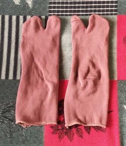 Split Toe Socks