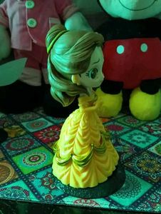 Bella 💛 Figure