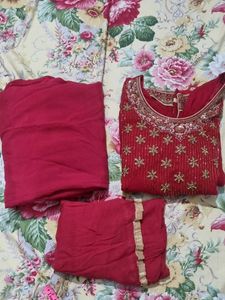 Elegant Red Embroidered Kurta