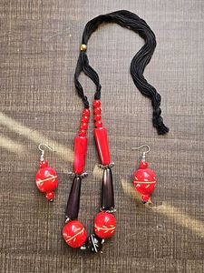 Red Thread Neckpiece