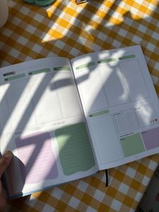 Pastel Yearly Planner (All-in-One undated))