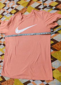Nike Peach T-Shirt