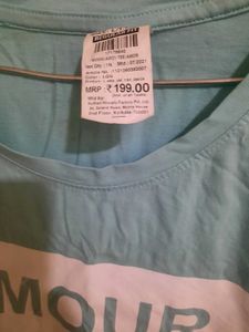 Cute Amour Graphic Tee