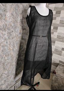 Elegant Black Embroidered Kurta