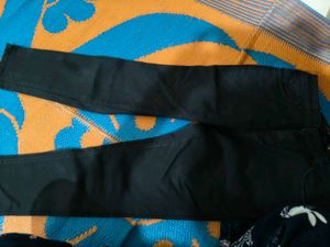 Black Jeans