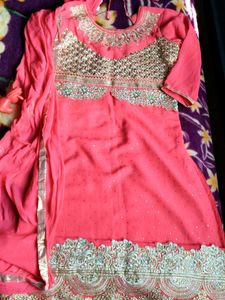design top with dupatta