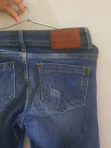 BLUE DENIM JEANS