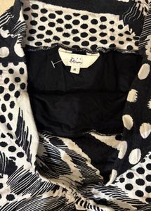 Beautiful Black &amp; White Tube Top