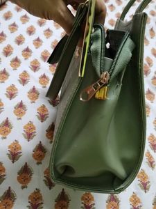 handbag