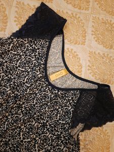 Pretty Top🎀 - (Negotiable)