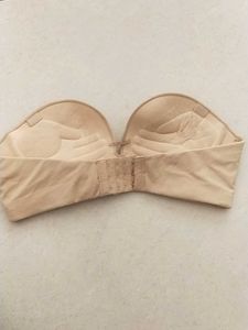 36 Strapless Nude Bra with Lace