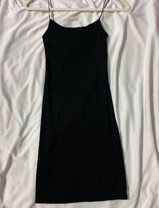 zara fitted dress in black ☻