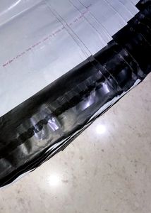 10 Packing Courier Bags