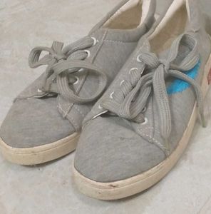 Casual Grey Sneakers👟