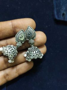 Ethnic Earrings Set