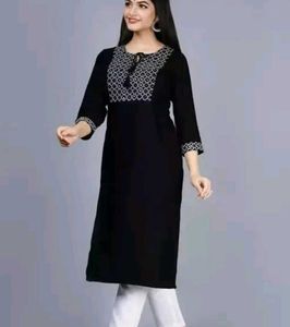 Elegant Black Embroidered Kurta