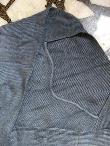 Stylish Blue Knit Top