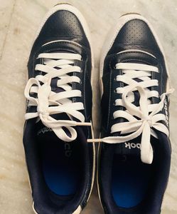 Reebok classic Blue and white leather  Sneakers