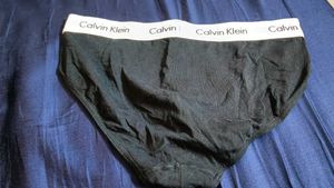 Calvin Klein Classic Black Brie