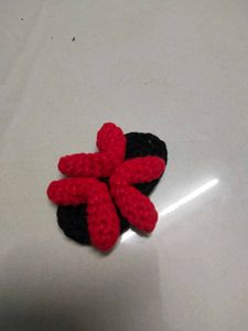kaleshi Red Hair Clip