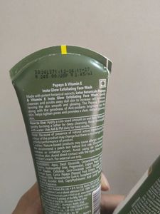 Lotus Botanicals Face Wash
