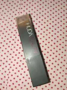 Huda Beauty Foundation Stick - 340G Baklava